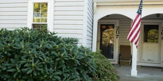 207 Tulip Lane 207 Tulip Lane Photo Gallery 1
