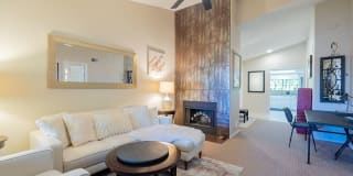 6885 E Cochise Rd #220 6885 E Cochise Rd #220 Photo Gallery 1