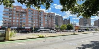 63-11 Queens Boulevard 63-11 Queens Boulevard Photo Gallery 1