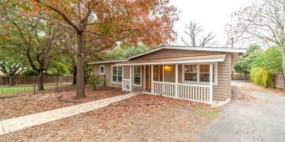 4750 View Drive - Main 4750 View Drive - Main Photo Gallery 1