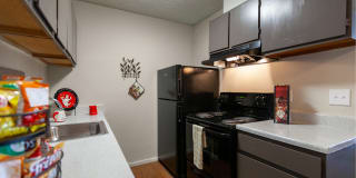 Silver Creek Apartments Silver Creek Apartments Photo Gallery 1