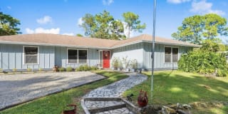 11545 Sunset Blvd 11545 Sunset Blvd Photo Gallery 1