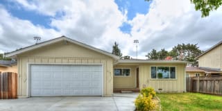248 N Park Victoria Dr 248 N Park Victoria Dr Photo Gallery 1
