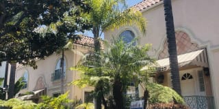 215 S Doheny Dr 215 S Doheny Dr Photo Gallery 1