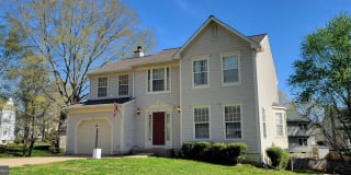 64 SPRING LAKE DR 64 SPRING LAKE DR Photo Gallery 1