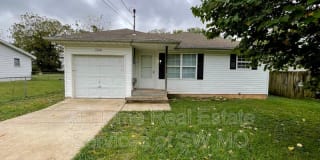 1324 N Forest Ave 1324 N Forest Ave Photo Gallery 1