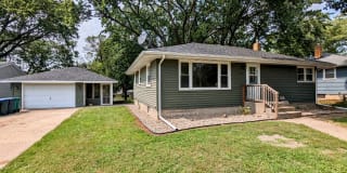 2069 Western Ave N 2069 Western Ave N Photo Gallery 1