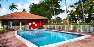 Lago Club Apartments Lago Club Apartments Photo Gallery 1