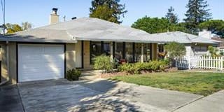 137 Oakview DR 137 Oakview DR Photo Gallery 1