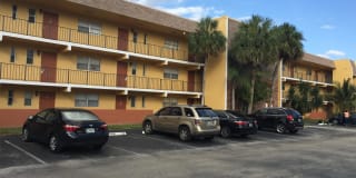 7911 Colony Cir N., Unit 107-8 7911 Colony Cir N., Unit 107-8 Photo Gallery 1