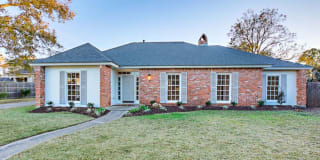 11322 Center Ct 11322 Center Ct Photo Gallery 1
