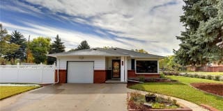 490 W Grand Ave 490 W Grand Ave Photo Gallery 1
