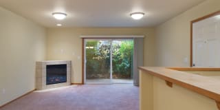 7208 NE 182nd St. #104 7208 NE 182nd St. #104 Photo Gallery 1