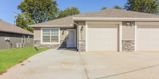 7430 Maybrook Dr 7430 Maybrook Dr Photo Gallery 1