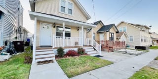 226 N Suffolk 226 N Suffolk Photo Gallery 1
