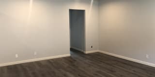 720 Silver Lake Blvd 720 Silver Lake Blvd Photo Gallery 1