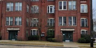 423 E Chicago Street 423 E Chicago Street Photo Gallery 1