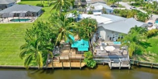 444 SE Robalo Ct 444 SE Robalo Ct Photo Gallery 1