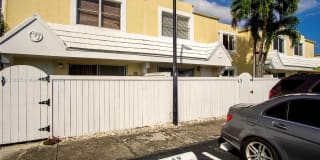 4540 SW 68th Ct Cir 4540 SW 68th Ct Cir Photo Gallery 1