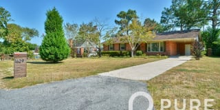 1629 B Avenue 1629 B Avenue Photo Gallery 1