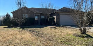 13 Mill Creek Dr. 13 Mill Creek Dr. Photo Gallery 1