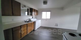 909 1/2 E. Hoffman Ave. 909 1/2 E. Hoffman Ave. Photo Gallery 1