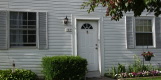 187 Neptune Dr 187 Neptune Dr Photo Gallery 1