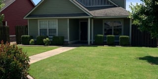 3909 SW Gibson Ave 3909 SW Gibson Ave Photo Gallery 1