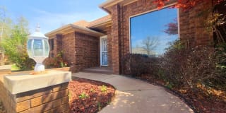 709 Hamlet Lane 709 Hamlet Lane Photo Gallery 1