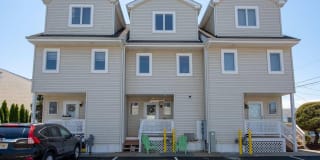 221 N 36 Ave 221 N 36 Ave Photo Gallery 1