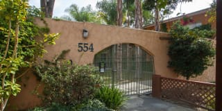 554 Greenbrier Dr. 554 Greenbrier Dr. Photo Gallery 1