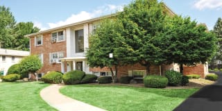 Green Lake Apartments & Townhomes Green Lake Apartments & Townhomes Photo Gallery 1