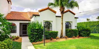 13545 Fountain View Boulevard 13545 Fountain View Boulevard Photo Gallery 1