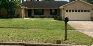 7051 Lake Joanne Dr 7051 Lake Joanne Dr Photo Gallery 1
