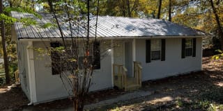2624 Forest Dr 2624 Forest Dr Photo Gallery 1