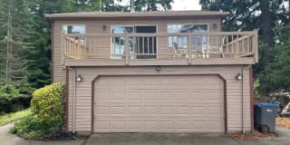 5219 Rich View Dr E 5219 Rich View Dr E Photo Gallery 1