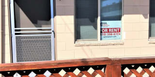 Bright and Sunny Redwood City Studio Bright and Sunny Redwood City Studio Photo Gallery 1
