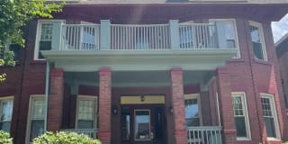 3932 Trumbull 3932 Trumbull Photo Gallery 1
