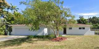 5633 SW 65th Ave 5633 SW 65th Ave Photo Gallery 1