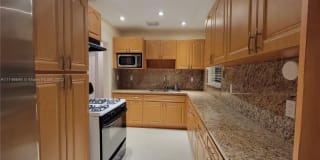 44 NW 165th St #1 44 NW 165th St #1 Photo Gallery 1