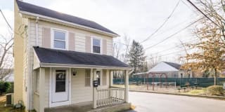 225 BROOK STREET 225 BROOK STREET Photo Gallery 1