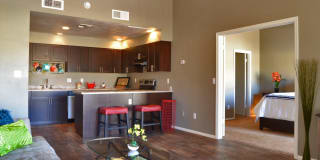 Flats at Peoria Flats at Peoria Photo Gallery 1