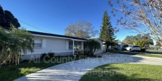 5968 46th Ave N 5968 46th Ave N Photo Gallery 1