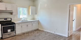 4503 1/2 S. Gramercy Place 4503 1/2 S. Gramercy Place Photo Gallery 1