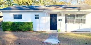 301 North Bailey Boulevard 301 North Bailey Boulevard Photo Gallery 1