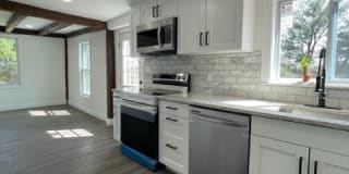 243 Park Ln 243 Park Ln Photo Gallery 1