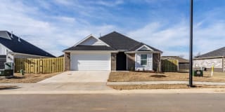 410 Willow DR 410 Willow DR Photo Gallery 1