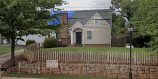 2992 Memorial Dr SE 2992 Memorial Dr SE Photo Gallery 1