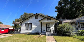 2550 Pershing Ave 2550 Pershing Ave Photo Gallery 1