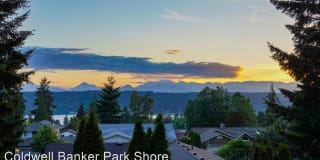 Spacious Lower Level Poulsbo Apt with View! Spacious Lower Level Poulsbo Apt with View! Photo Gallery 1